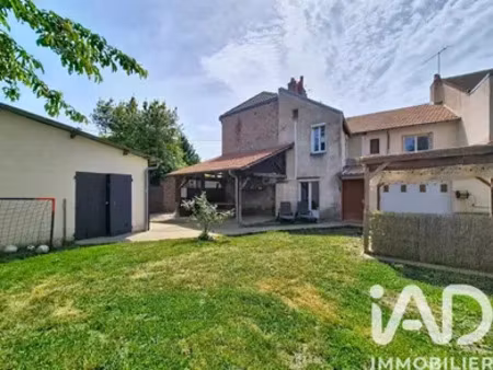 maison à moulins (03000)