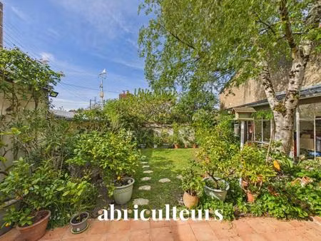 spacieuse maison familiale - 177m2 - 6 chambres - 50m2 de séjour - jardin et terrasse - ga