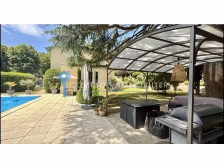 propriete 8pièce(s) 6chambre(s) 175 m² la voulte-sur-rhône (07800)