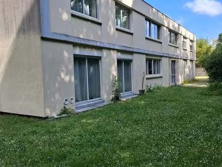 bordeaux caudéran ? appartement t5 au dernier étage dans une résidence confidentielle avec