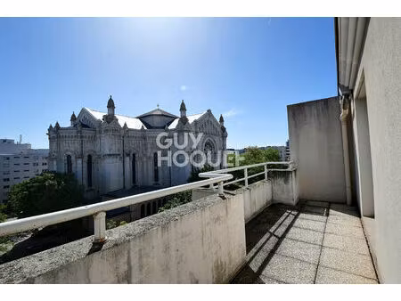 (visite virtuelle) a vendre  appartement de type t5 de 113 m² avec grenier & garage  lyon 