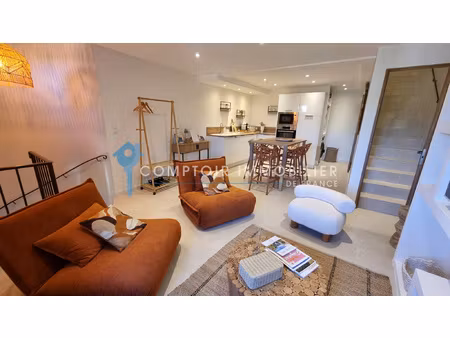 var (83) - à vendre - flayosc - maison de village avec 2 cha