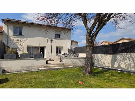 maison saint maurice de remens 4 pièce(s) 121 m2  3 chambres et bureau  4 chambres  jardin