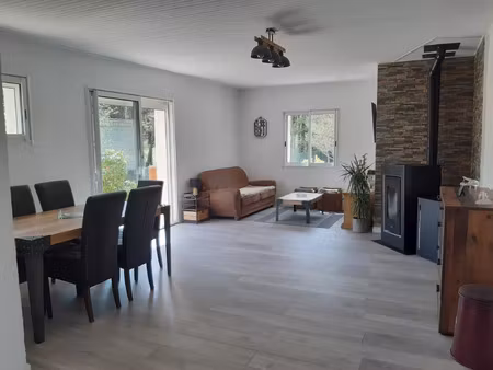 maison lumineuse  rénovée avec vue panoramique et terrain plat 1030 m2  exposée plein sud