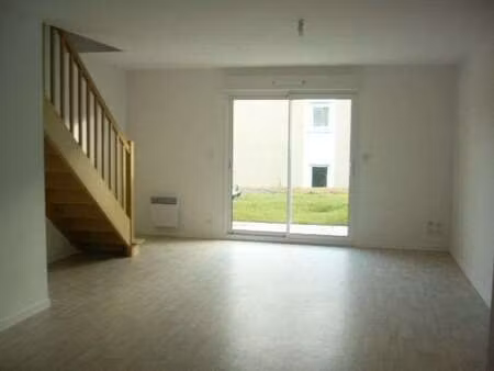 location appartement 3 pièces à binic (22520) : à louer 3 pièces / 65m² binic