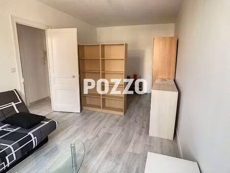 location appartement t1 meublé à granville (50400) : à louer t1 meublé / 27m² granville