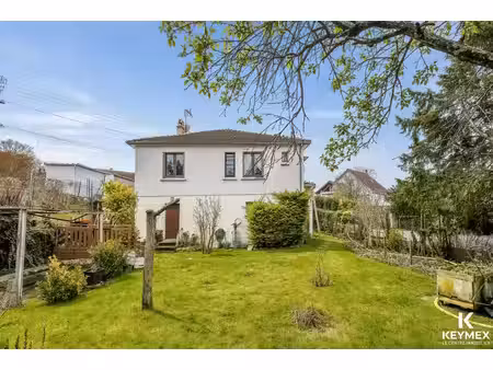 maison individuelle - 2 chambres (possible 3) - sous-sol - jardin