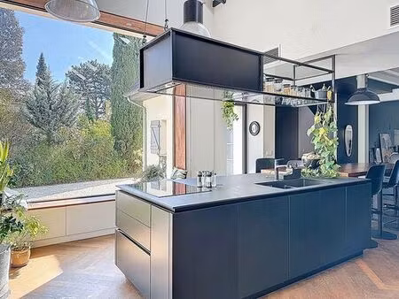 maison de luxe en vente à caluire-et-cuire  france