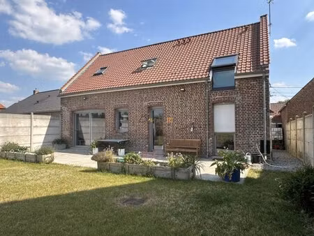 à louer maison 127 04 m² – 908 € |quéant