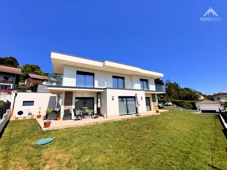 maison 5 pièces 143 m2