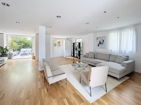 bureaux 7 pièces 230 m² à vendre / acheter suresnes 92150 ? | era immobilier