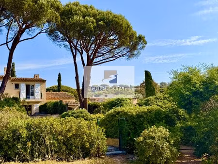 gigaro  baie de valmer: mas mitoyen  2 chambres  à 450 m à pieds des plages