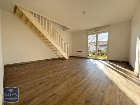 location maison 3 pièces 64m² beaune les mines 87280