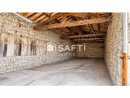 vente immeuble 140 m² saint-laurent-d’aigouze (30220)