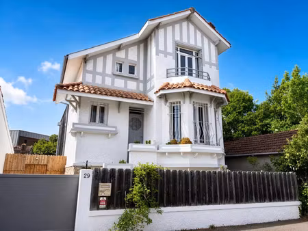 vente maison 6 pièces 150 m² bordeaux (33200)