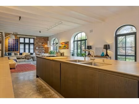 luxueus en exclusief landhuis met parktuin.