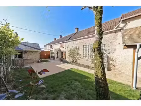 vente maison 5 pièces 110 m² à saclas (91690)  199 000 €