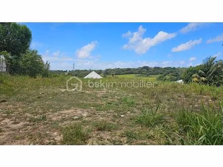 terrain de 635 m² à sainte-anne