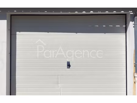 garage centre-ville à 100 m du marché royan