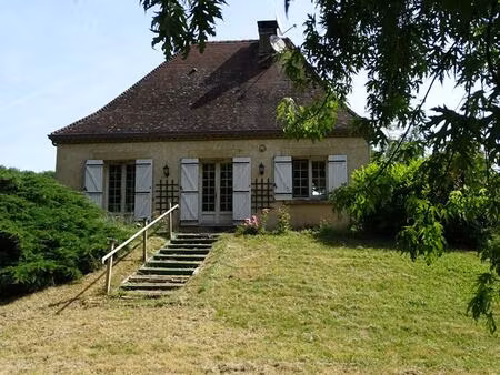 maison thonac 6 pièce(s) 136 m2