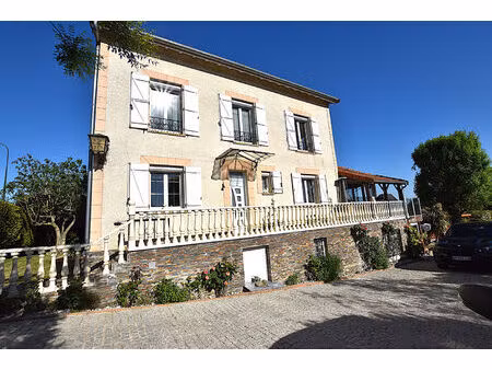 vente maison 8 pièces  219.00m²  varennes