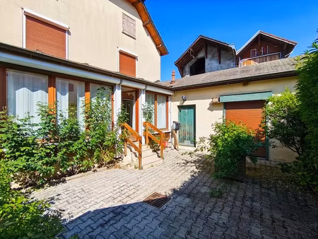 vente maison 4 pièces 139 m² à perrignier (74550)  329 000 €