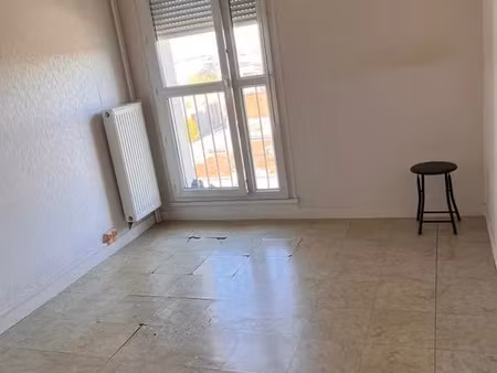 location appartement 1 pièce 10 m² à garges-lès-gonesse (95140)