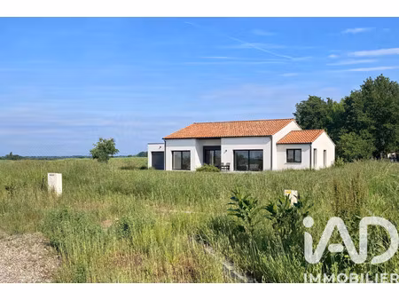vente terrain à montech (82700) : à vendre / 848m² montech