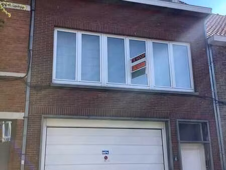 maison avec double garage  terrasse sud et jardin bruges