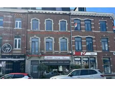 appartement 2 ch entièrement rénové à rochefort