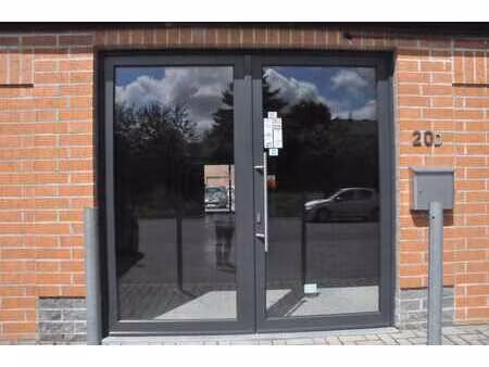 local commercial 90m² à louer  andenne