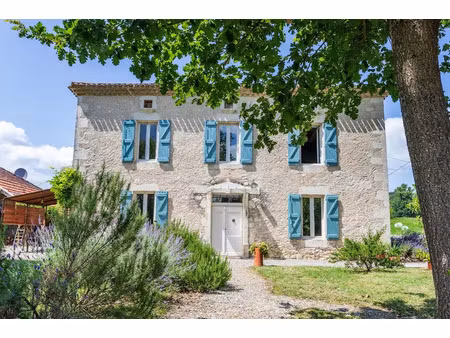 vente maison 7 pièces 230 m² à lauzerte (82110)  515 000 €
