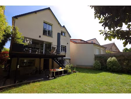vente maison 6 pièces 161.22 m² à clamart (92140)  899 000 €