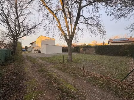 la salvetat saint gilles - maison t4 + terrain attenant