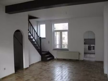 maison deux façades entièrement rénovée.