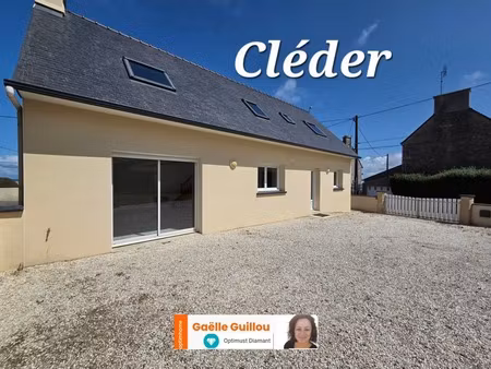cleder : maison traditionnelle de 108m² - vie de plain pied - garage et jardin clos