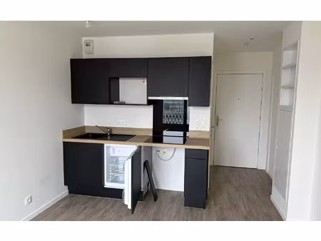 location appartement  18.29 m² t-1 à montévrain  600 €