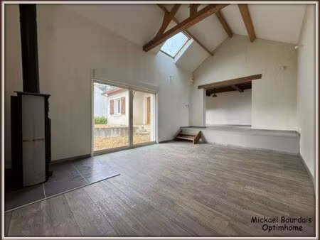 pavillon avec sous-sol complet et dépendances à channay‑sur‑lathan (37)