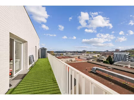 appartement 4 pièces 85m² avec vue panoramique et extérieurs