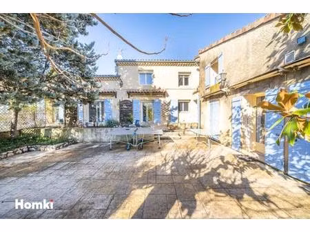 propriété et 3 gites / t7 de 500 m2 à saint-montan 07220