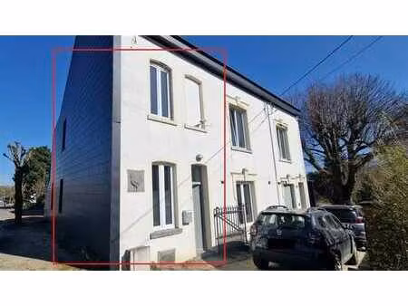 triplex dans quartier calme - peb c
