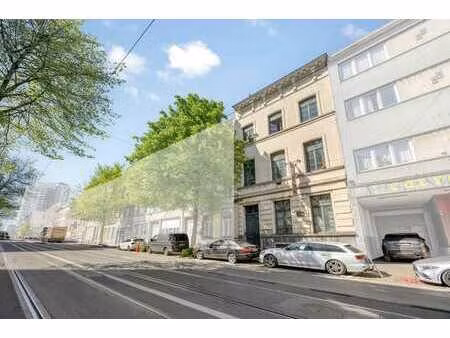 magnifique maison de maître authentique à vendre à molenbeek