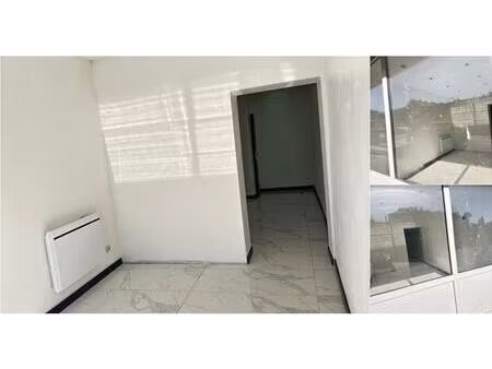 bureaux à louer à rue jules des essarts 44 44 châtelineau (vwd17396)