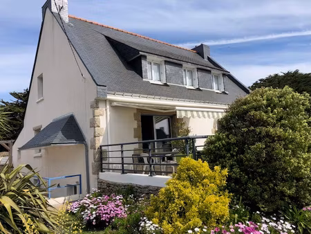 belle maison familiale avec piscine à 300 m du port de porti
