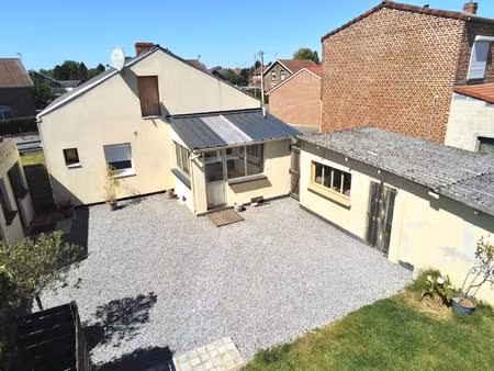 plain-pied individuel avec garage  terrasse  jardin  2 ch