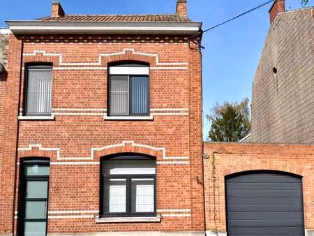 maison 3 façades à belœil avec garage