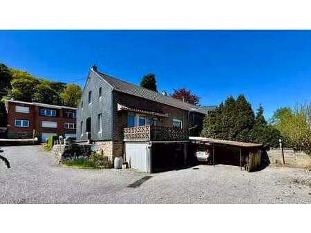 maison 3 ch. (poss 5) avec grands espaces et vue magnifique