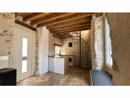 location meublée maison 3 pièces 44 m² à voisins-le-bretonneux (78960)  1 100 €
