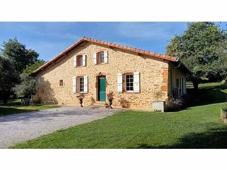 jolie petite propriété dans les landes