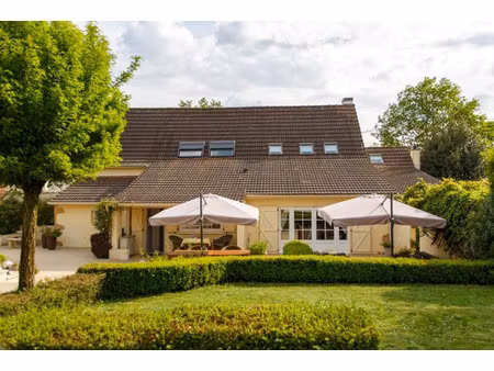 propriété à vendre lugny les charolles 7 pièce(s) 236m2 550 000€